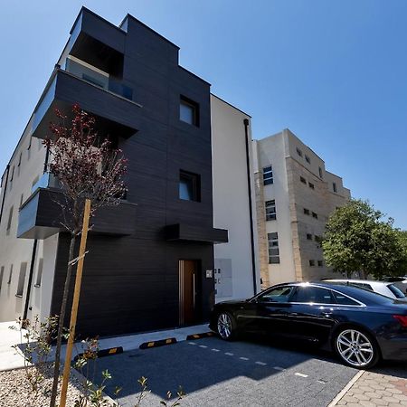 Lux Apartment Dolce Vita - Private Hottub Makarska Exterior photo