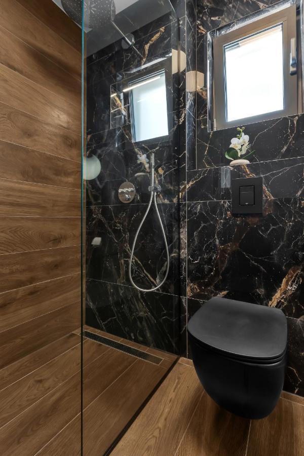 Lux Apartment Dolce Vita - Private Hottub Makarska Exterior photo