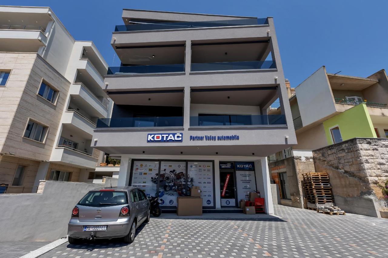 Lux Apartment Dolce Vita - Private Hottub Makarska Exterior photo